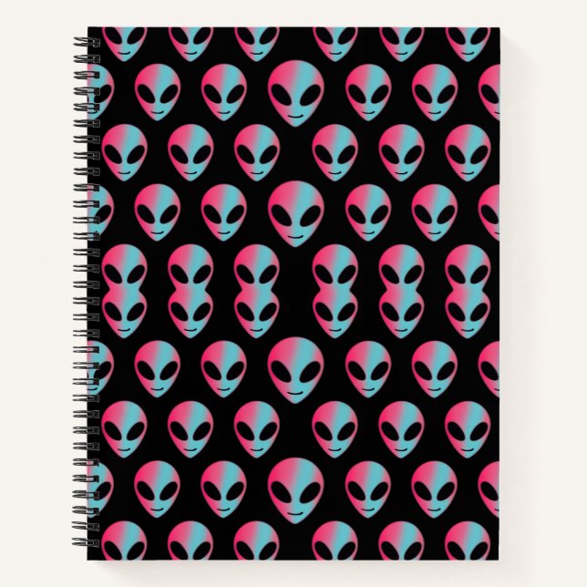Cuaderno "Cosmic Cuties from Planet Sass" retoma una imagen (Anverso)