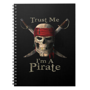 Cuaderno Créeme, soy un cráneo pirata y espadas graciosas