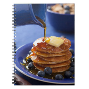 Cuaderno Crepes con el jarabe y el arándano