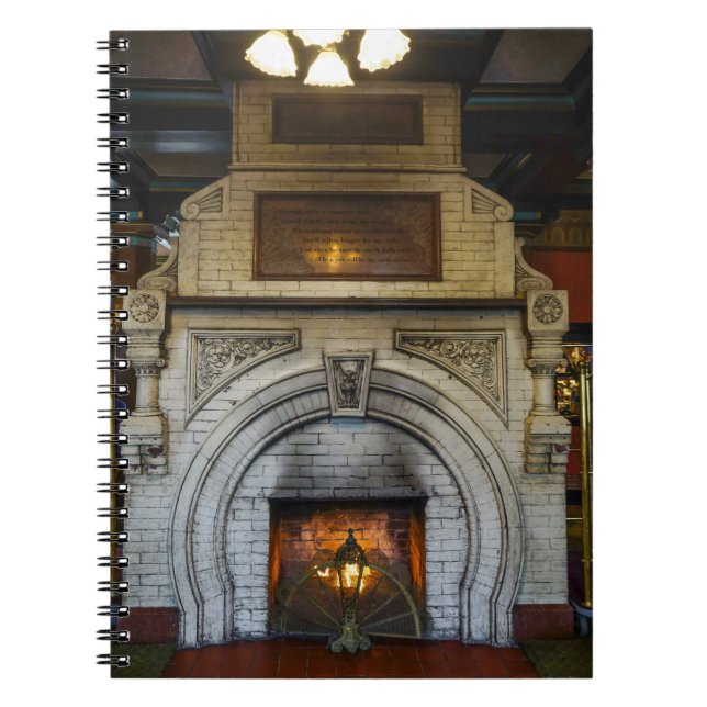 Cuaderno Crescent Hotel Chimenea Bloc de notas (Frente)