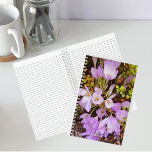 Cuaderno Crocus Floral de Otoño Púrpura