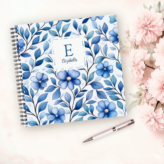 Cuaderno cuadrado floral azul personalizado (Subido por el creador)
