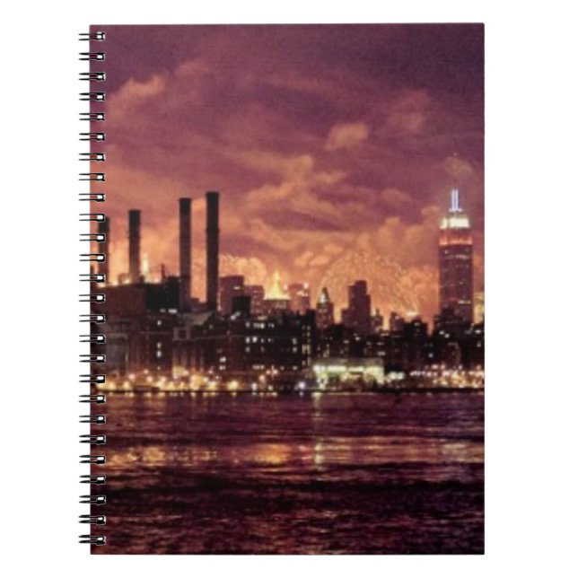 Cuaderno Cuarto de los fuegos artificiales de julio detrás (Frente)