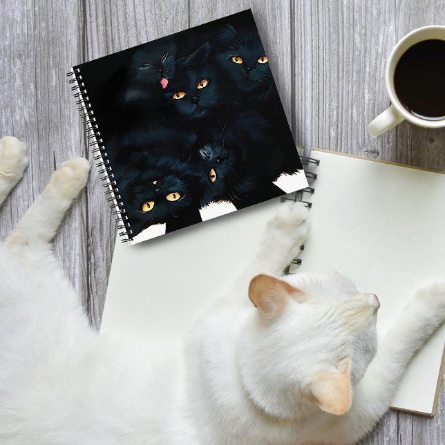 Cuaderno Cuchillo de gato negro (Subido por el creador)