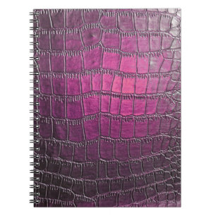 Cuaderno Cuero violeta vibrante: emboscada brillante.