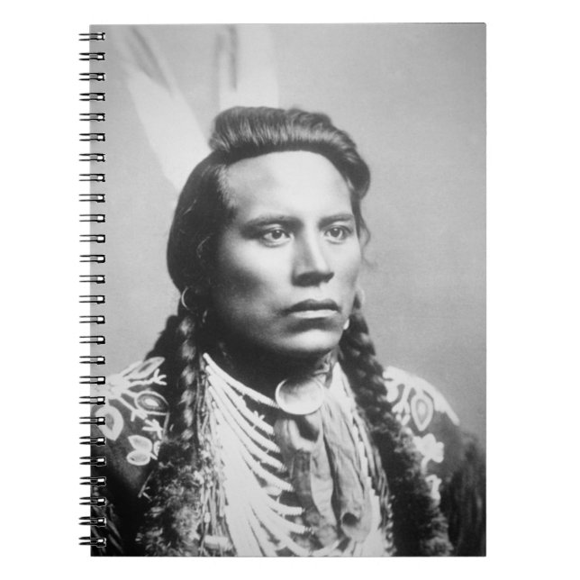 Cuaderno Curley, de la tribu del cuervo, uno de los (Frente)