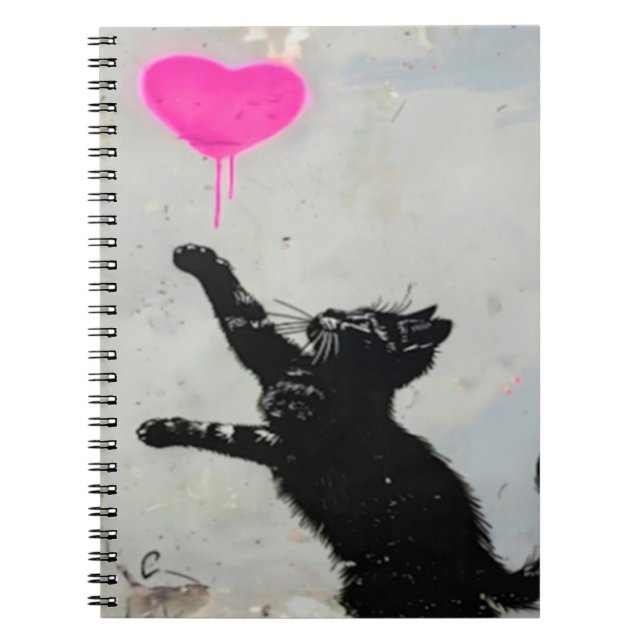 Cuaderno Cute Black Cat Playing with A Pink Heart (Frente)