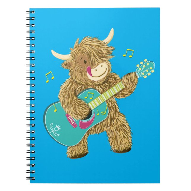 Cuaderno Cute Scottish Highland Cow toca guitarra (Frente)