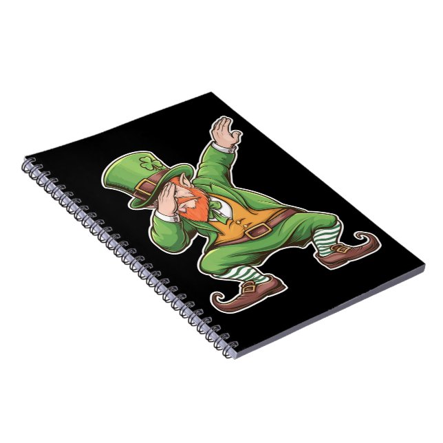 Cuaderno Dab Dabbing Leprechaun en verde (Lado Derecho)