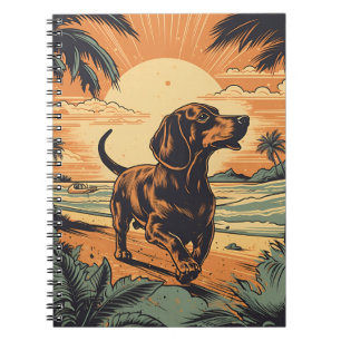 Cuaderno Dachshund en una playa tropical al atardecer