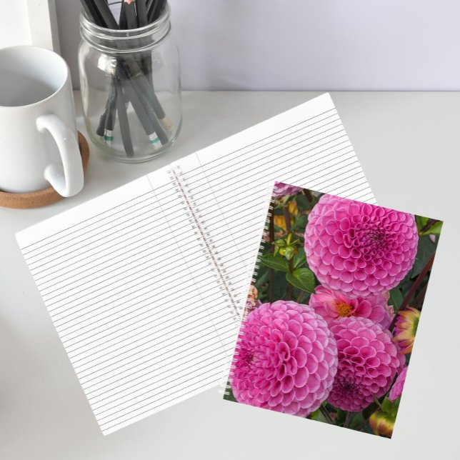 Cuaderno Dahlias Florales de Bola Rosa (In Situ)