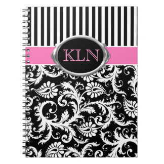 Cuaderno Damasco de rayas blancas rosadas monogramadas
