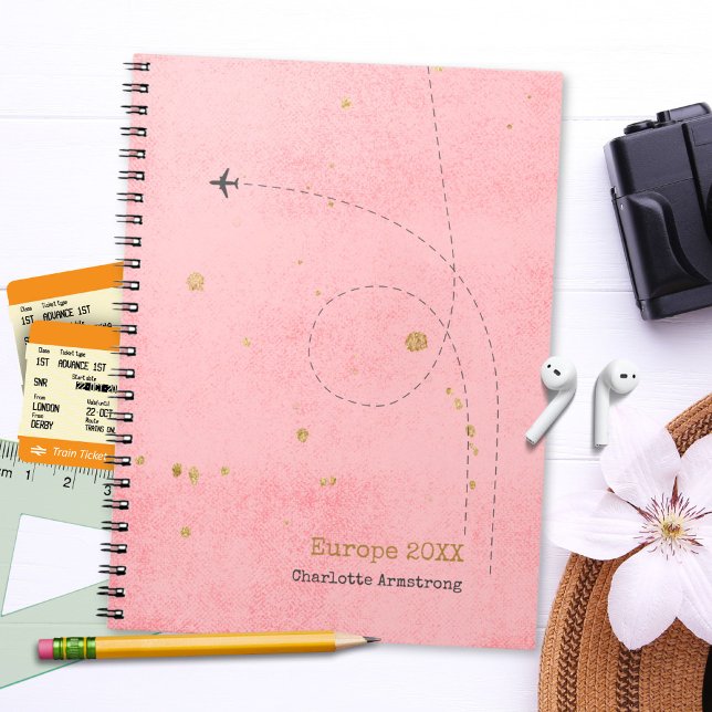 Cuaderno Dark Pink Airplane Name Gold Spots Travel Journal (Dark Pink Airplane Name Gold Spots Travel Journal ©Susanne Sachers - Sunny Wanderlust 🌞✈️)