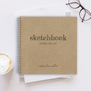Cuaderno de bocetos de papel kraft con letras a ma