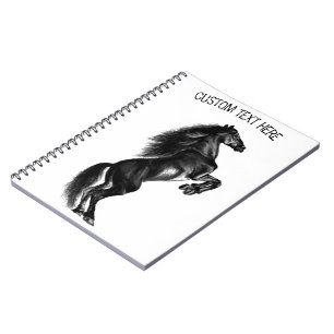 Cuaderno de caballo negro vertical con texto Perso