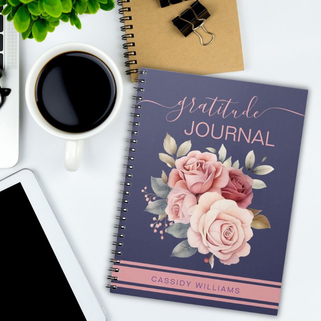 Cuaderno de diario de gratitud de flores púrpura y (Subido por el creador)