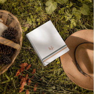 Cuaderno de diario de rayas retro chic con monogra
