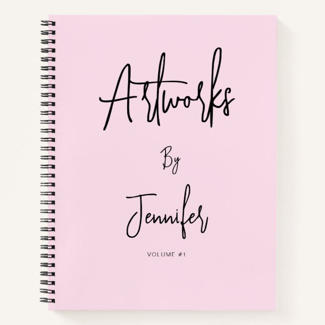 Cuaderno de dibujo con nombre en letra script rosa (Anverso)