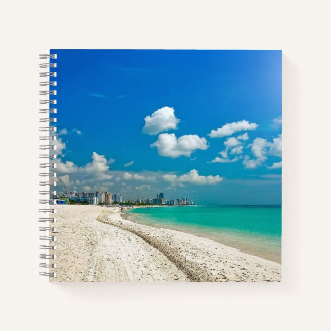 Cuaderno de espiral de 8.5" x 8.5" (Anverso)