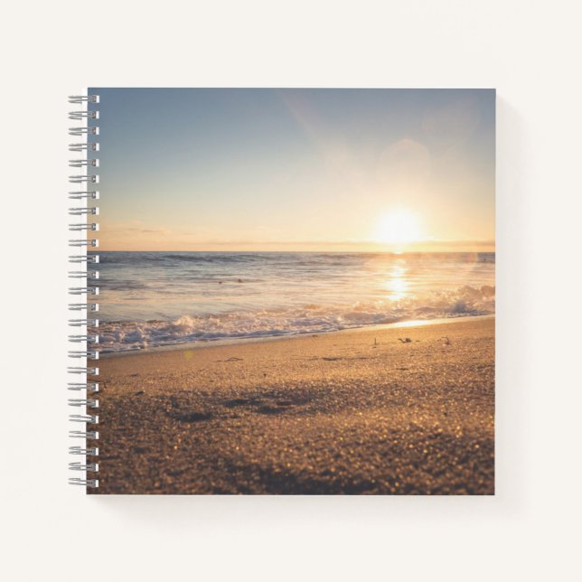 Cuaderno de espiral de 8.5" x 8.5" (Anverso)