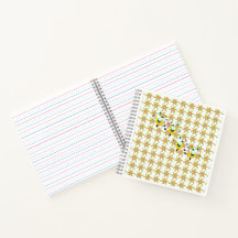 Cuaderno de espiral. Escribiendo letras de alfabet