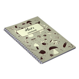 Cuaderno de hongos y criaturas forestales capricho