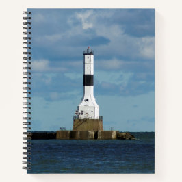 Cuaderno de la luz del rompeolas oeste del puerto