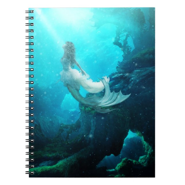 Cuaderno de la sirena de Fiona de la aguamarina (Frente)
