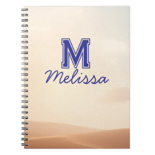 Cuaderno de nombre con letra elegante