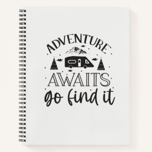 Cuaderno de notas con estética negra y blanca limp