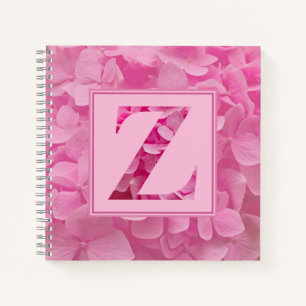 Cuaderno de notas con letra "Z" de alfabeto floral