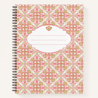 Cuaderno de notas con patrón de corazón – Personal