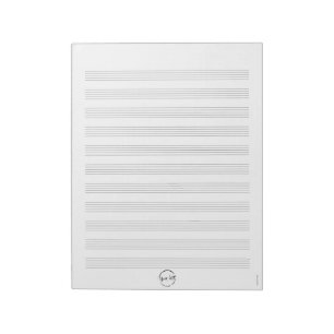 Cuaderno de notas de papel de partitura blanca con