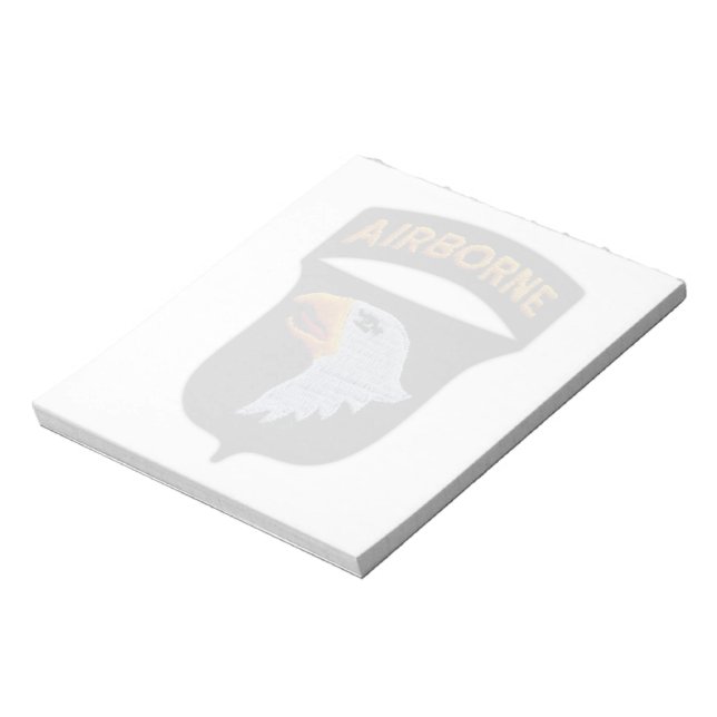 Cuaderno de notas de veteranos de la 101.ª aerotra (Lado Izquierdo)