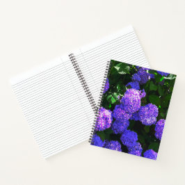Cuaderno de notas en espiral de hidrangea realista