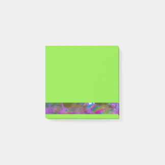 Cuaderno de notas verde del post-it