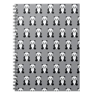Cuaderno de osito panda
