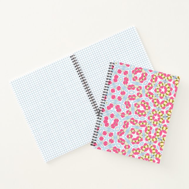 Cuaderno de patrón floral colorido (Interior)