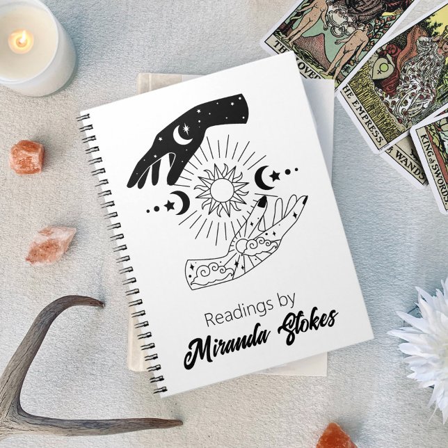 Cuaderno de Tarot de Manos de Sol y Luna Celestial (Celestial Trendy Sun & Moon Hands Tarot Journal)
