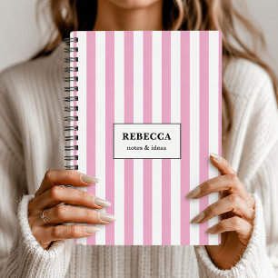 Cuaderno de trabajo minimalista rayado con líneas