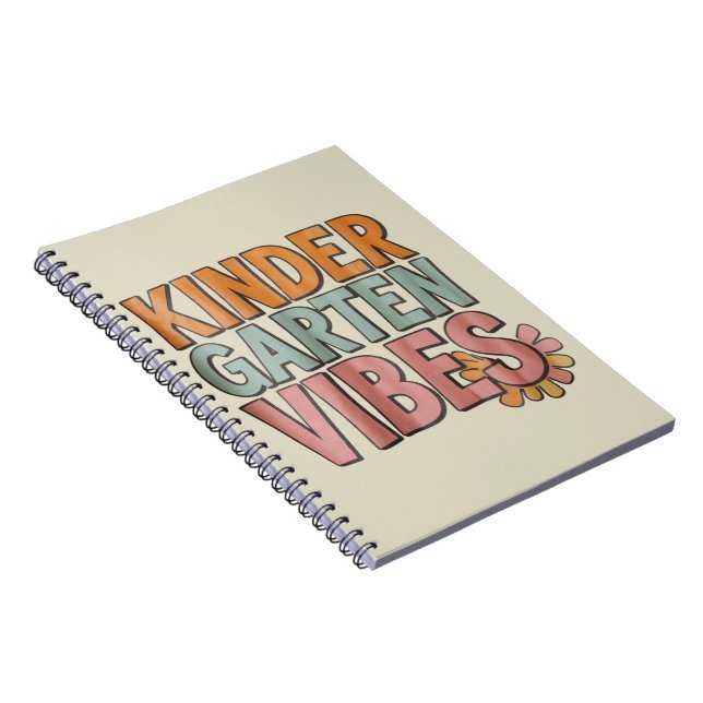 Cuaderno De vuelta a la escuela de jardines de infancia de  (Lado Derecho)