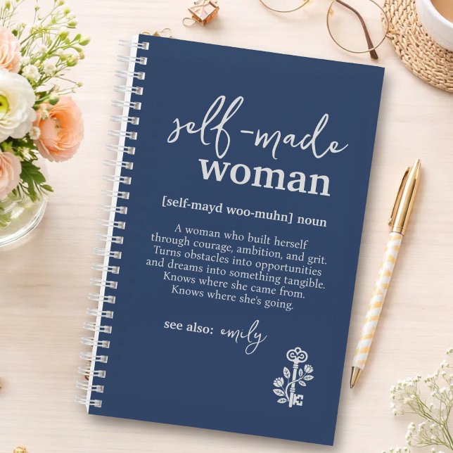 Cuaderno Definición de Mujer Empoderada en Azul Marino (Subido por el creador)