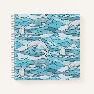 Cuaderno Delfines de vidrio manchado del océano azul