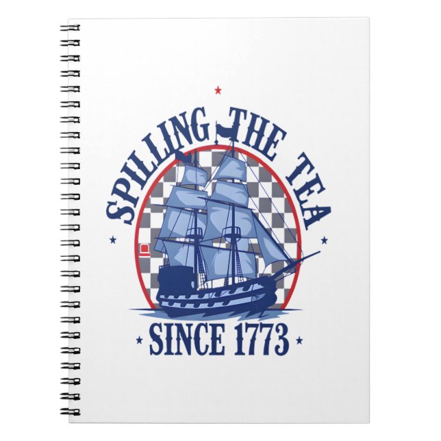 Cuaderno Derramando el Té Desde 1773 Meme Adorable (Frente)