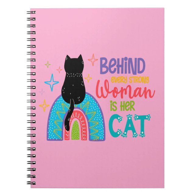 Cuaderno Detrás De Cada Mujer Fuerte Está Su Gato (Frente)