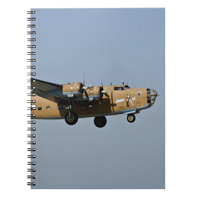 Cuaderno Diamond Lil B-24 Bomber, aterrizando en Oshkosh, (Frente)