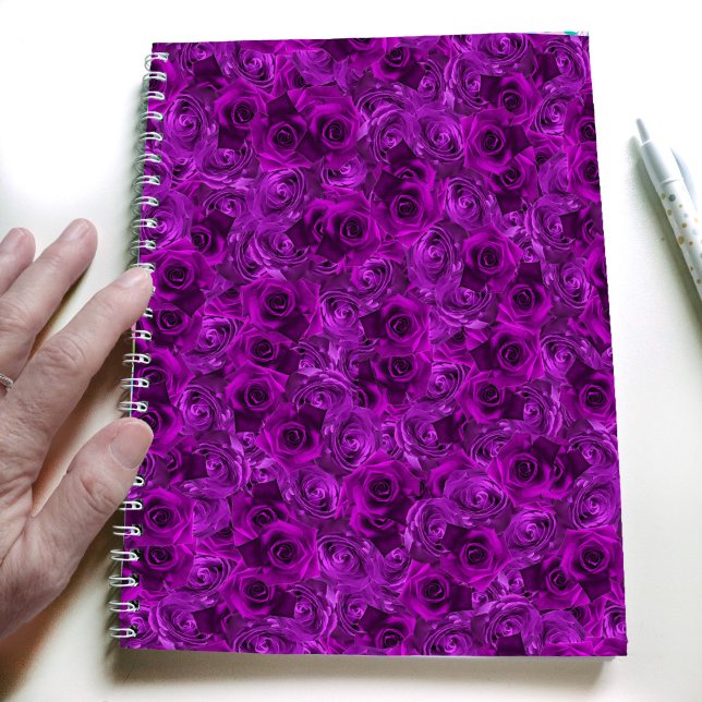 Cuaderno Diario de bloc de notas en espiral de rosas morado (Subido por el creador)