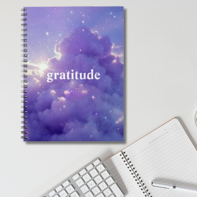 Cuaderno Diario de Gratitud Estética Purple Cloudy (Subido por el creador)
