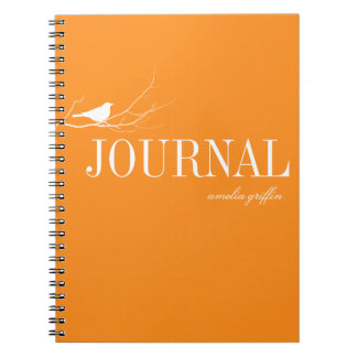 Cuaderno Diario personalizado naranja con pájaro posado en 