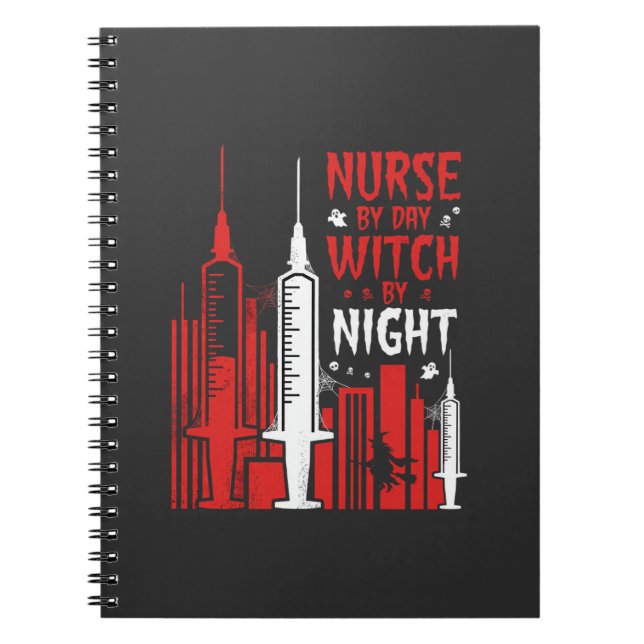 Cuaderno Diseño de línea de cielo de Halloween de enfermera (Frente)